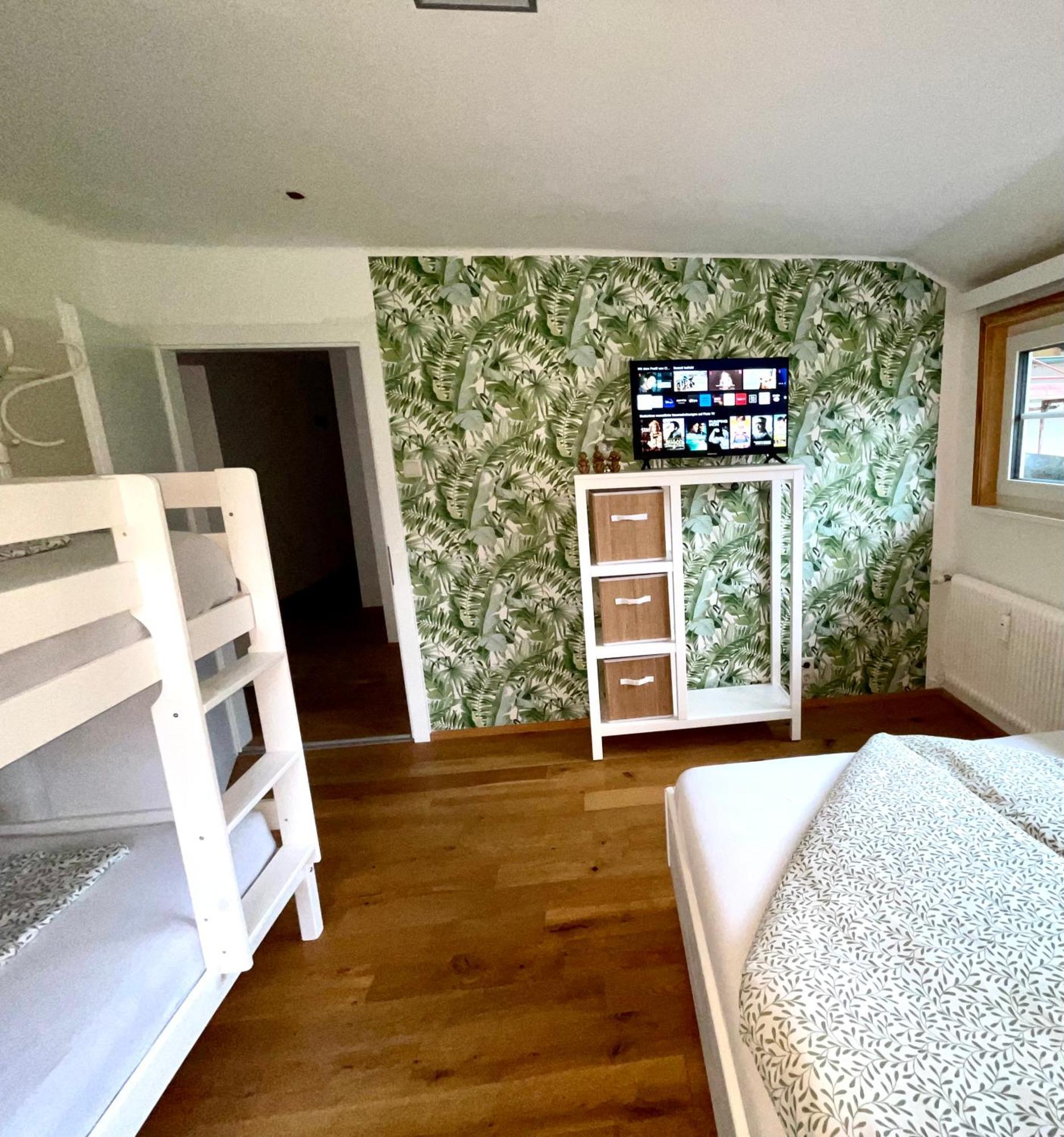 Almsternderl 2.0 - Gemuetliches In Apartment Gosau